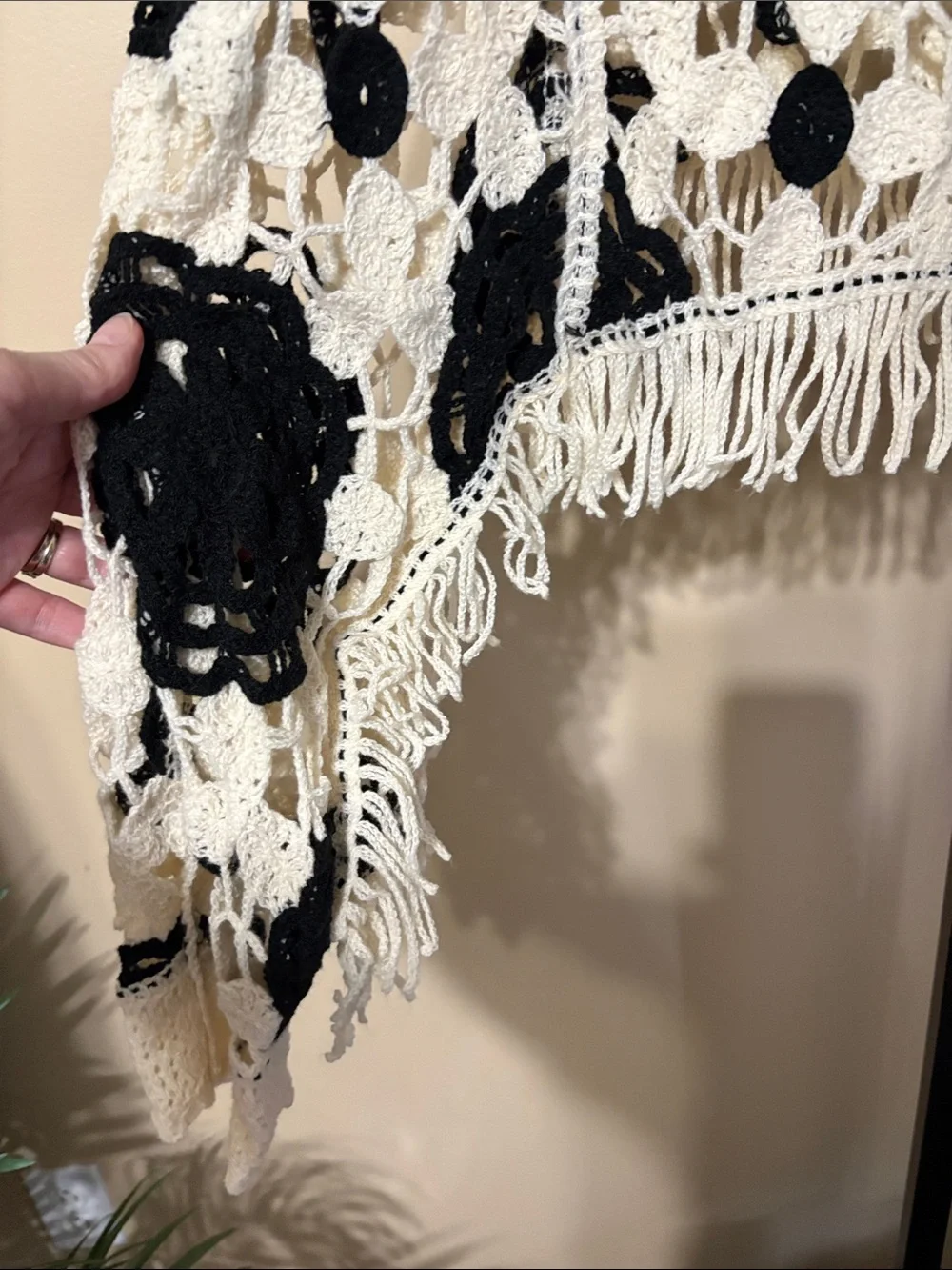 056 NWOT Boho Crochet Fringe Poncho sleeved - Cream and Black